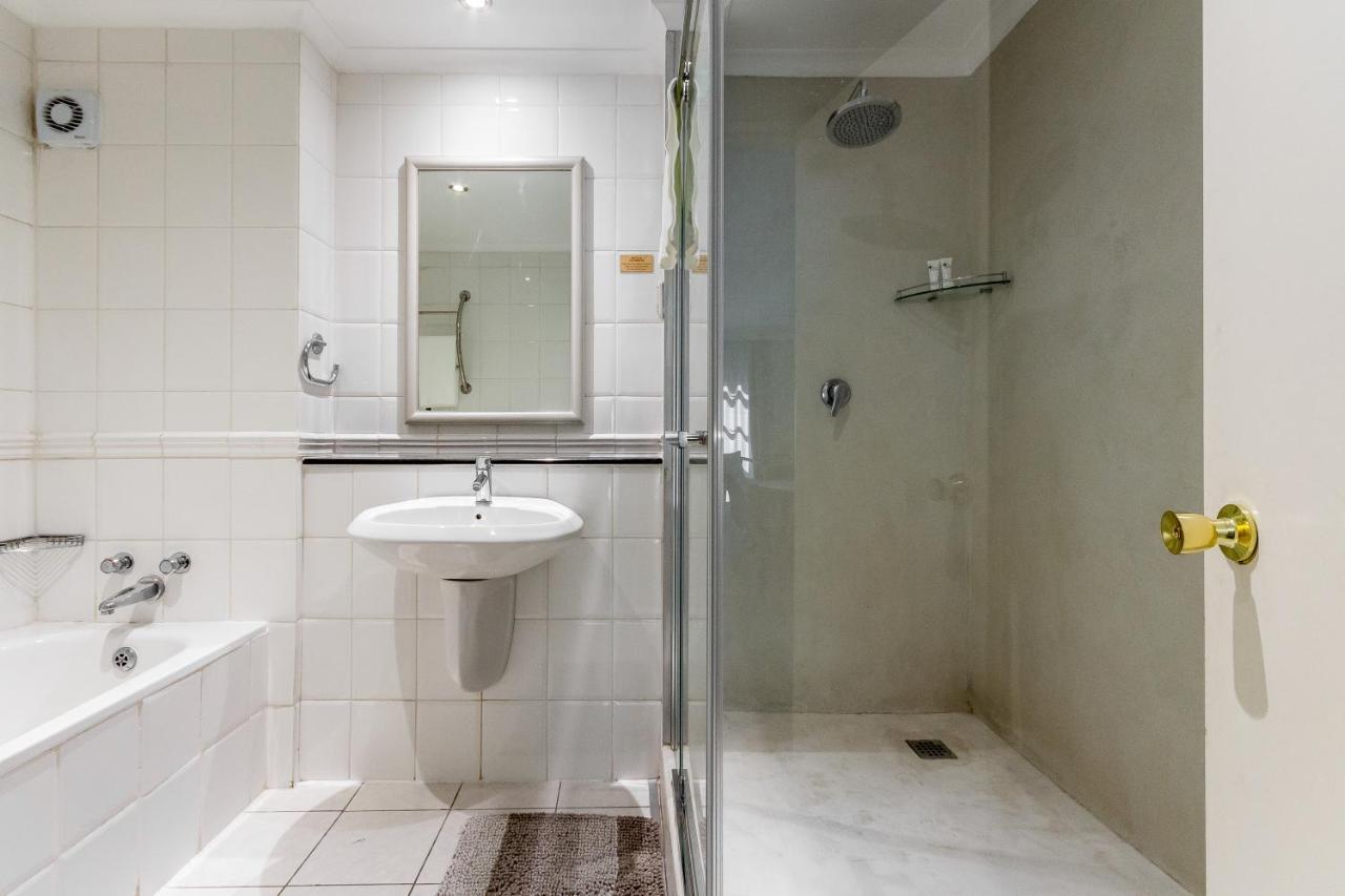 Trendy Apartment In Thibault Square City Centre 케이프타운 외부 사진
