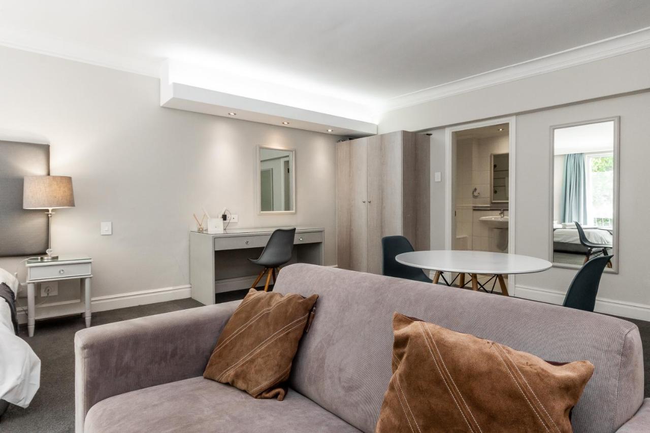 Trendy Apartment In Thibault Square City Centre 케이프타운 외부 사진