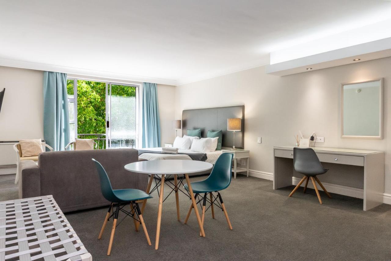 Trendy Apartment In Thibault Square City Centre 케이프타운 외부 사진